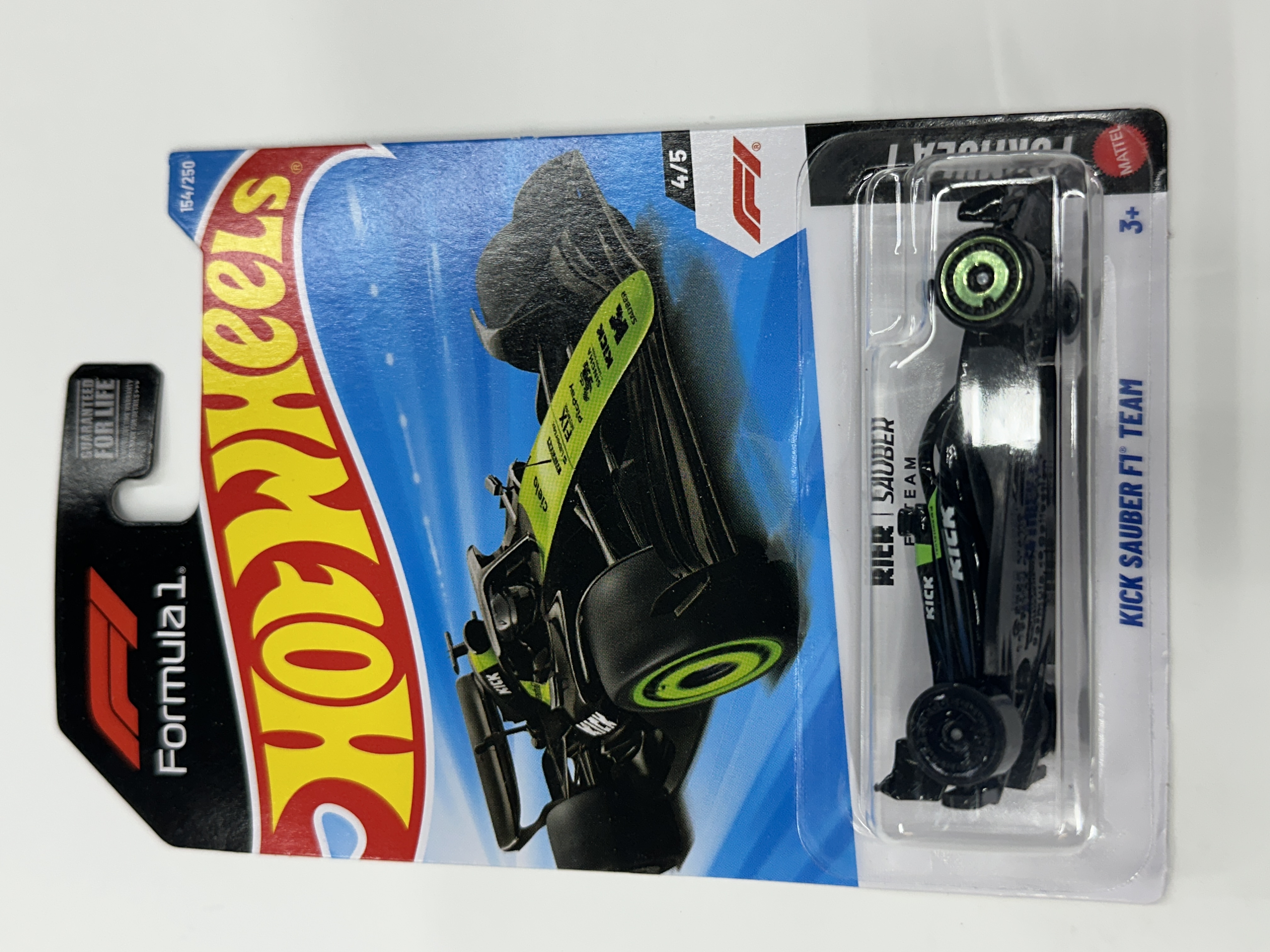 Hot Wheels Sauber Formula One Team Car — Formula 1