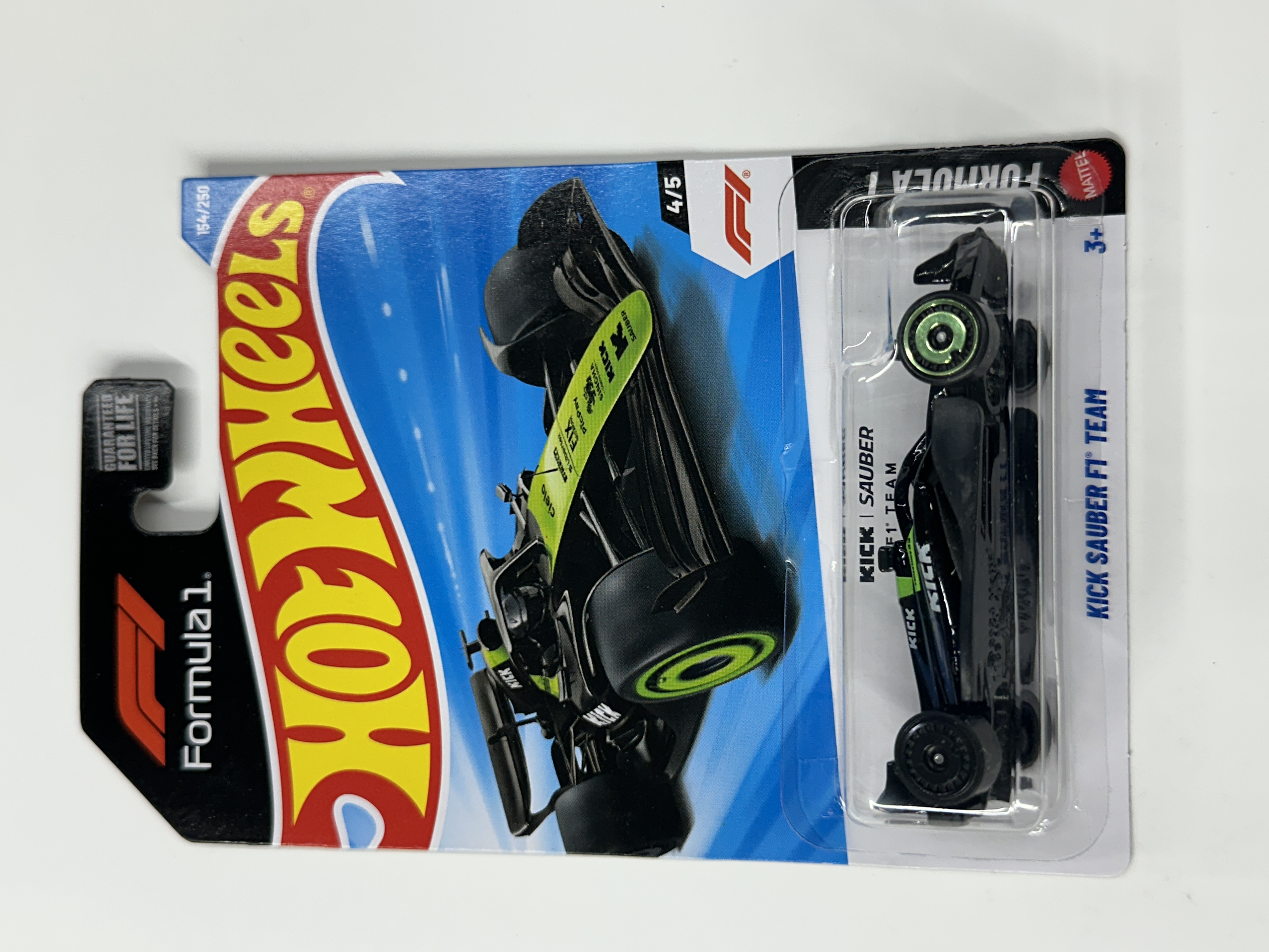Hot Wheels Sauber Formula One Team Car — Formula 1