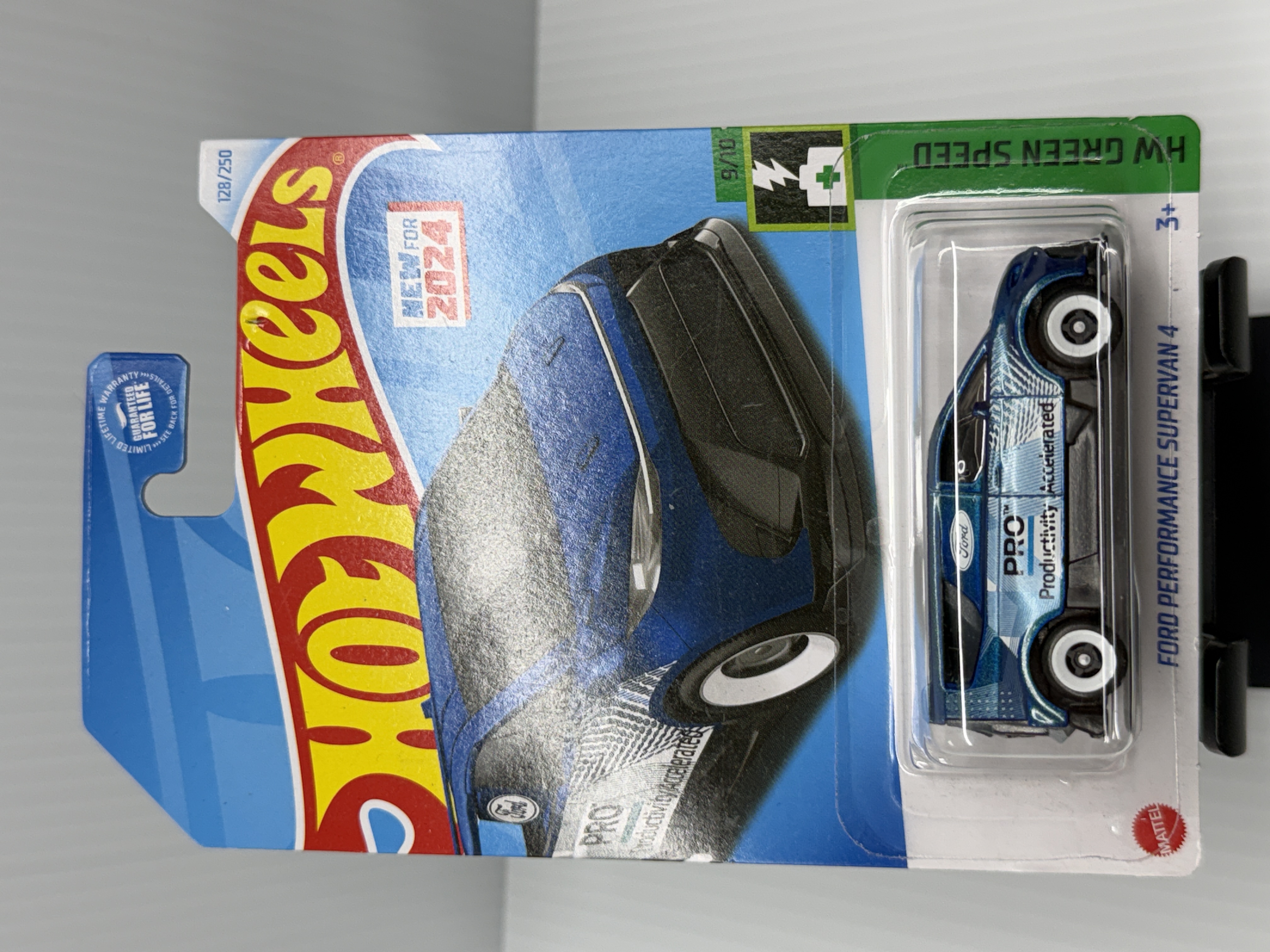 Hot Wheels Ford Performance SuperVan 4 — HW Green Speed