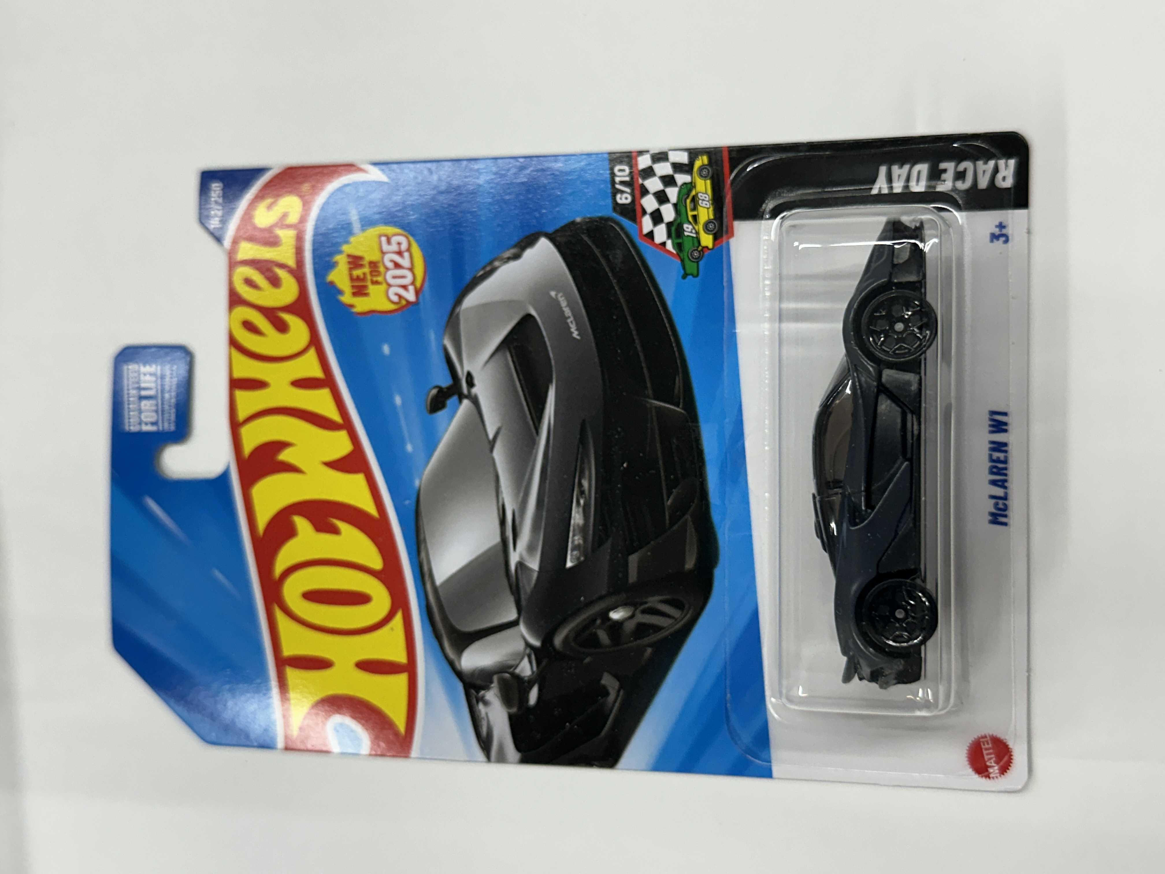 Hot Wheels McLaren W1 — Race Day