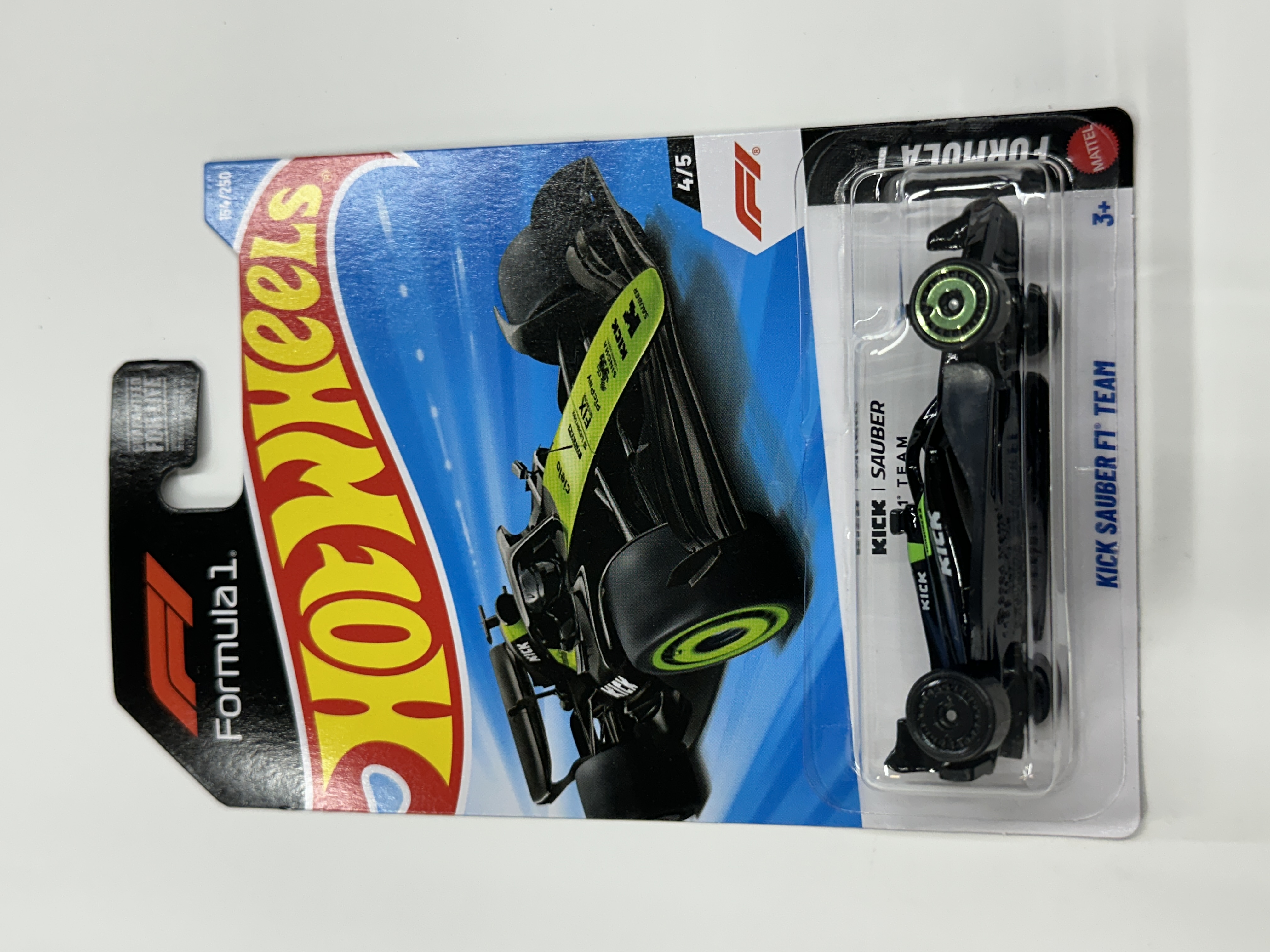 Hot Wheels Sauber Formula One Team Car — Formula 1