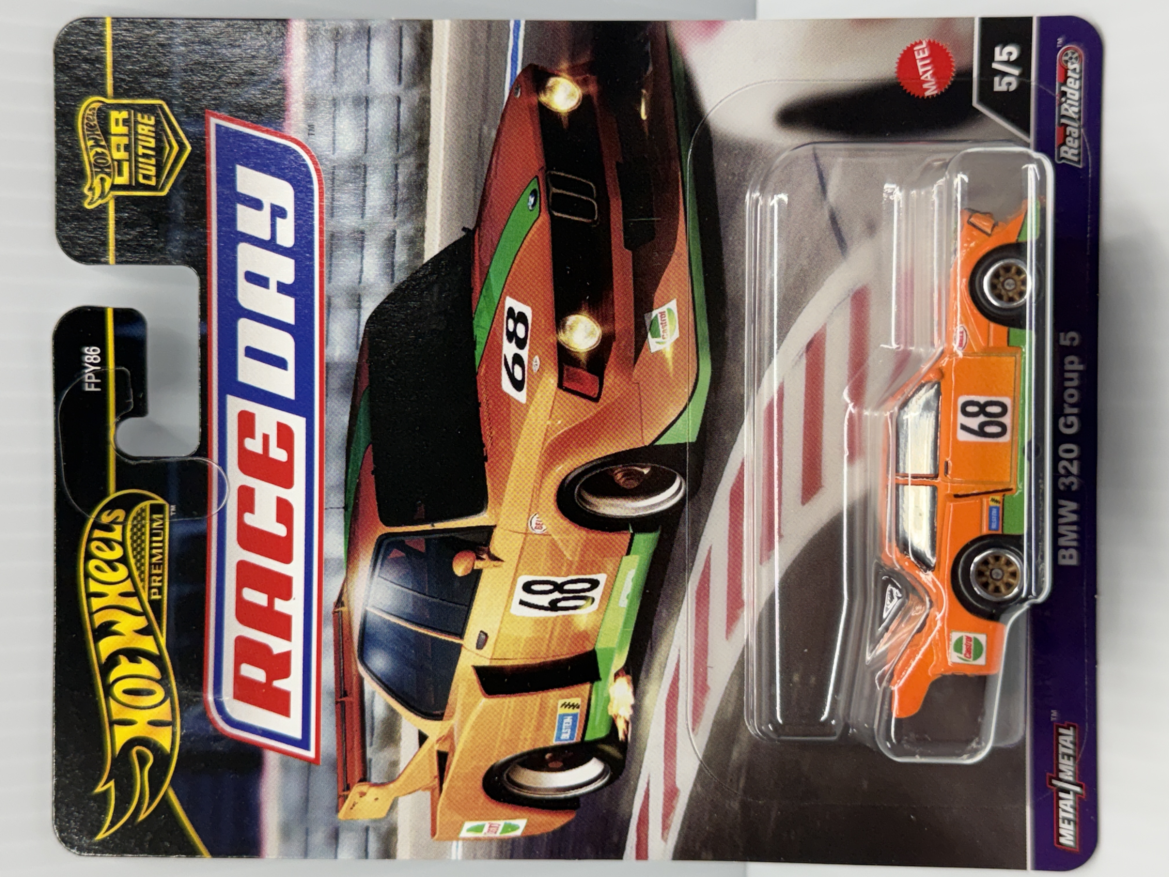 Hot Wheels Premium BMW 320 Group 5 — Race Day