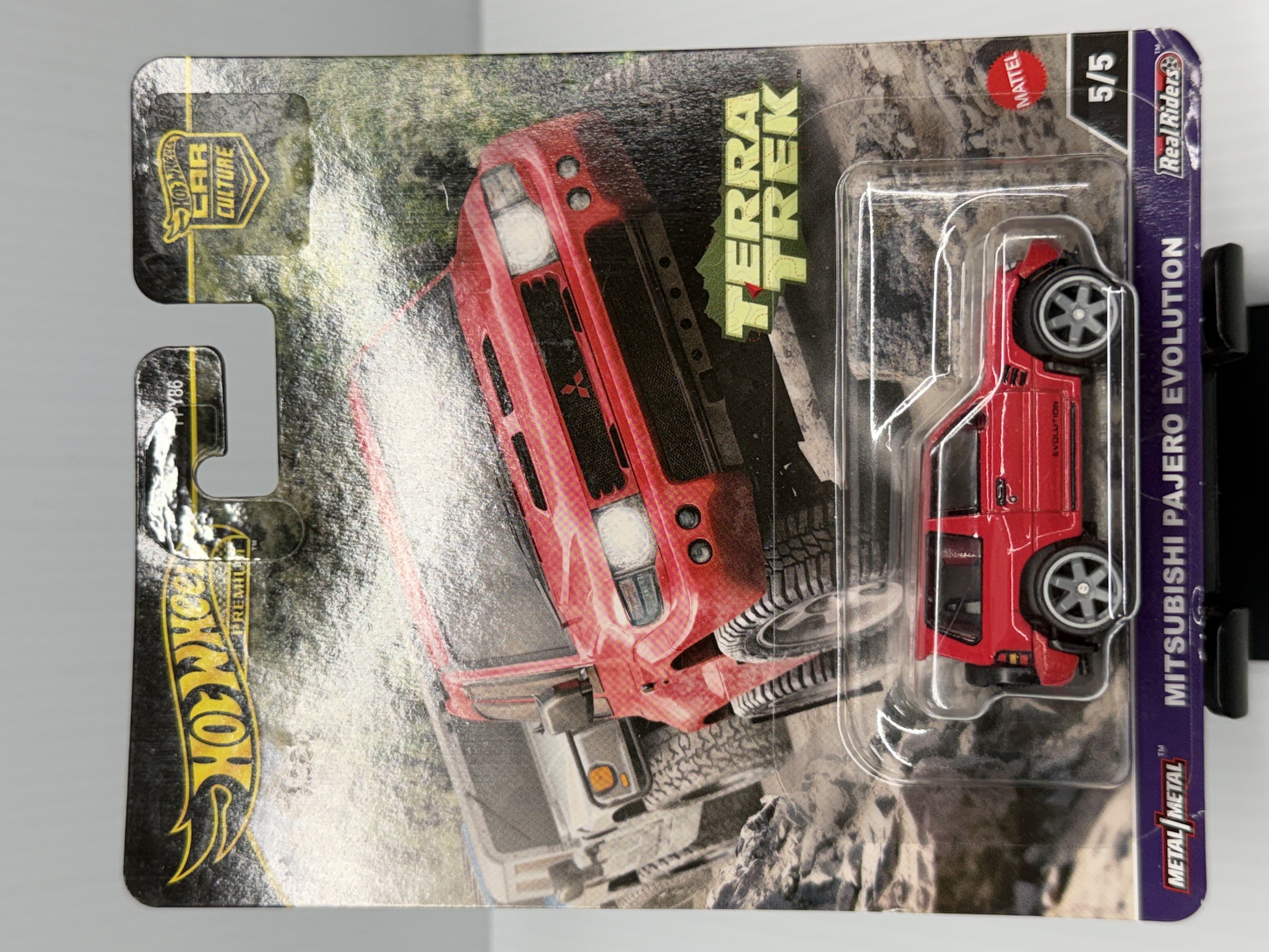 Hot Wheels Premium Mitsubishi Pajero Evolution — Car Culture Terra Trek