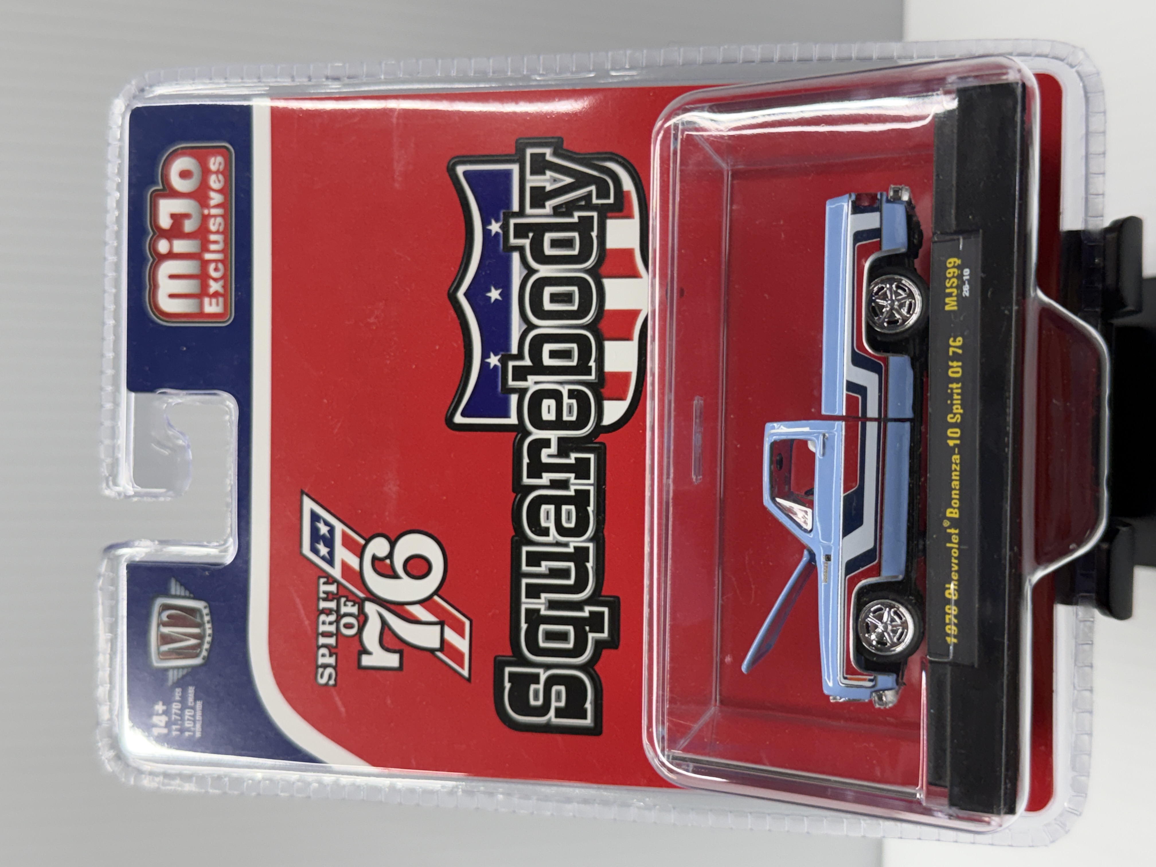 M2 Machines 1976 Chevrolet Bonanza-10 — Spirit of '76 — Blue — MJS99